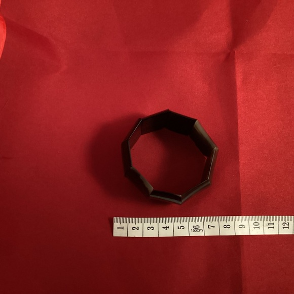 Elastic brown horn (?) pieces bracelet - Picture 7 of 9